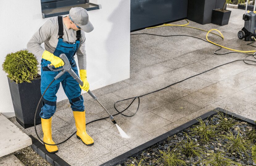 How Much Does It Cost to Pressure Wash a House