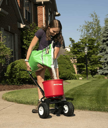 EarthWay 2600A-PLUS Fertilizer Spreader, 40lb Hopper Capacity EarthWay 2600A-PLUS Fertilizer Spreader, 40lb Hopper Capacity