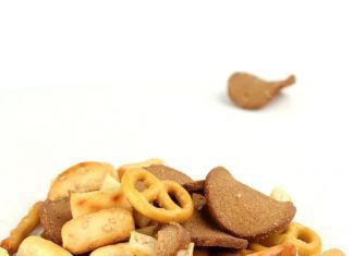 Gardettos Snack Mix with Green Beans Casserole Gardettos