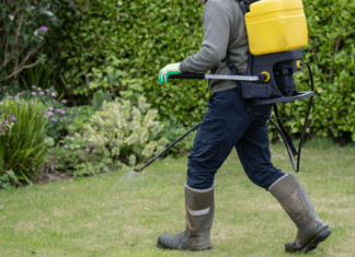 Best Weed Killer For Large Areas: 3 Top Weed Killer In Test 2022 Best Weed Killer For Large Areas