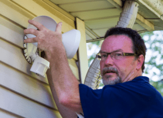 Solar Motion Sensor Light: Test Of 3 Best Solar Motion Sensor Lights solar motion sensor light