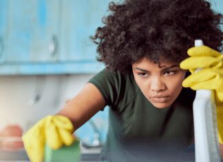 Removing Hard Water Stains From Plastic With 4 Quick Methods Removing Hard Water Stains From Plastic