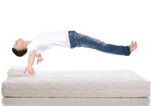 Mattress Cleaning: 1 Big Reason Why You Should Never Use A Vacuum Mattress cleaning