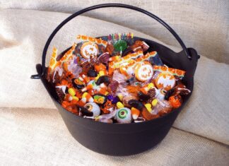 Best Halloween Candy Deals: Last Minute Amazon Halloween Deals best Halloween candy deals