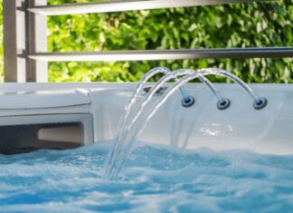 Jacuzzis, Hot Tubs, and Spas: What Are Key Differences? Jacuzzis, Hot Tubs, and Spas: