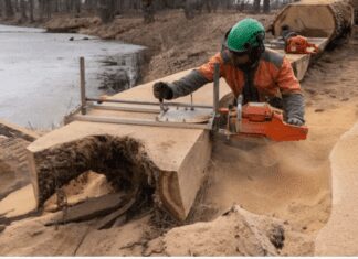 DIY Woodworking: Mastering The Chainsaw Mill And 4 Best Models On Amazon Chainsaw Mill