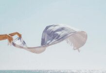 Choosing the Best Beach Towel: 3 Key Factors You Need To Check Choosing the Best Beach Towel