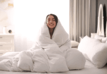 Best 5 Cooling Blankets of 2023: Sleep Like Never Before Cooling Blankets