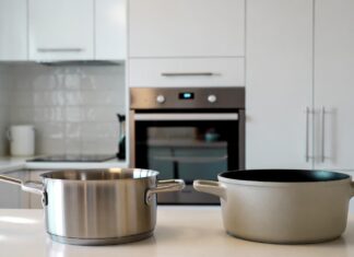 Stainless Steel vs Ceramic Cookware: Which Is Better for Real Cooking? Stainless steel vs ceramic cookware comparison in modern kitchen