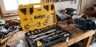 DeWalt Mechanics Tool Set Guide: Best Kits for Homeowners & Garage DIY DeWalt mechanics tool set with ratchets sockets and case on a garage workbench