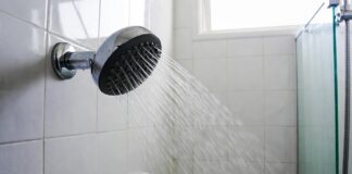 Best High Pressure Shower Head for Low Water Pressure: Fixed & Handheld Picks High pressure shower head spraying strong water in a modern bathroom shower